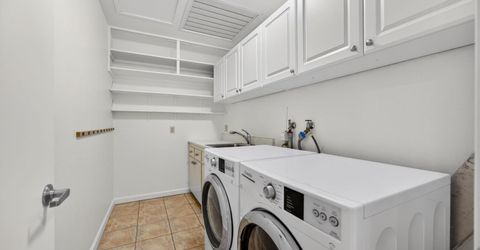 6301 Longridge Way, Sacramento, CA 95831 Photo