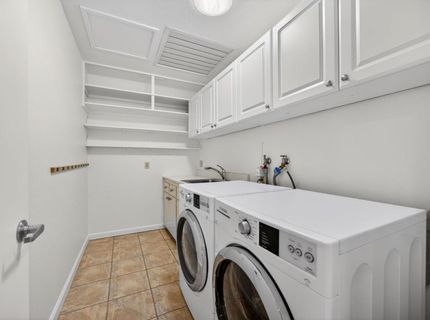 6301 Longridge Way, Sacramento, CA 95831 Photo