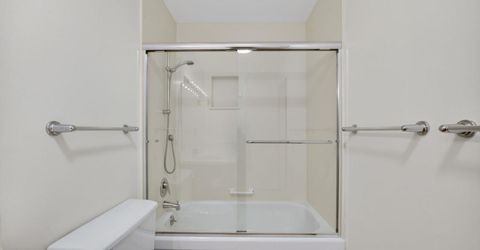 6301 Longridge Way, Sacramento, CA 95831 Photo