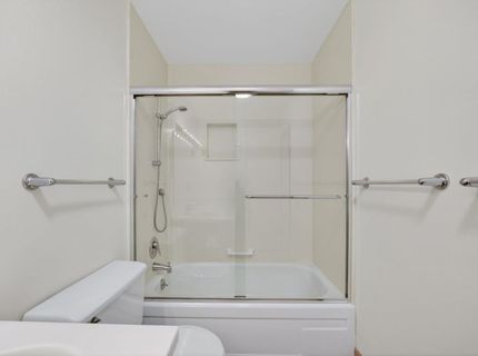 6301 Longridge Way, Sacramento, CA 95831 Photo