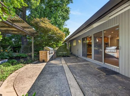 6301 Longridge Way, Sacramento, CA 95831 Photo