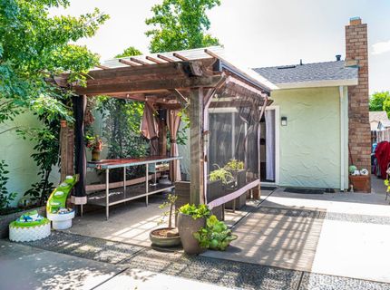 3534 Huntsman Dr, Sacramento, CA 95826 Photo