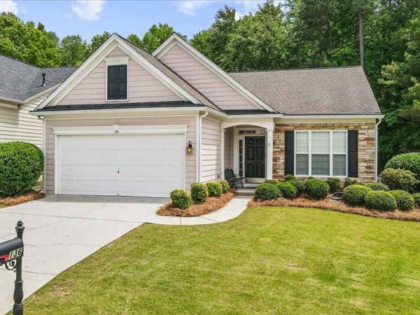 136 Churchcliff Drive, Woodstock, GA 30188