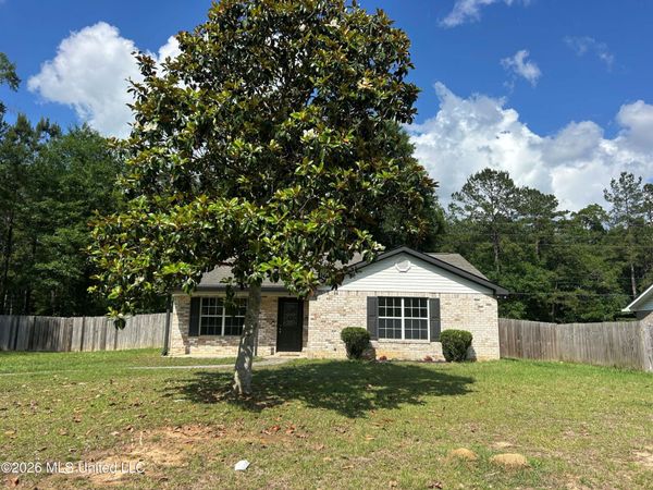 22034 Rayvan Lane, Kiln, MS 39556