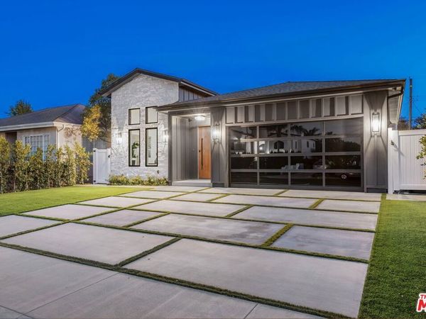 14602 Morrison Street, Sherman Oaks, CA 91403