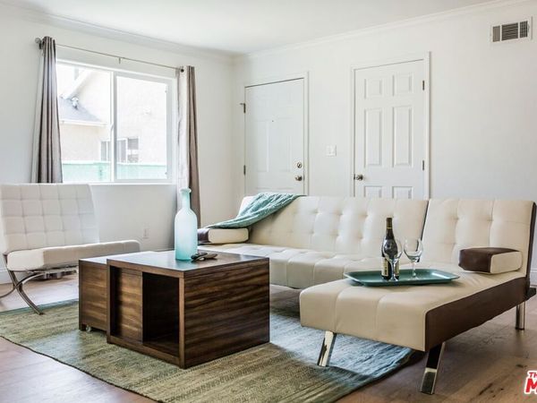 2741 S Palm Grove Avenue, Los Angeles, CA 90016