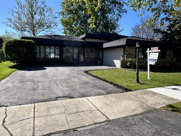 532 S Blackstone Avenue, Glenwood, IL 60425