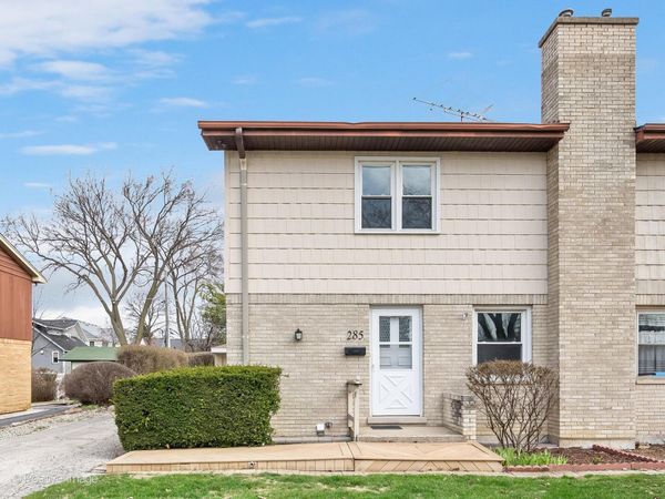 285 E 1st Street , Elmhurst, IL 60126