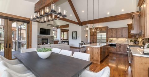9141 Heartwood Drive, Truckee, CA 96161 Photo