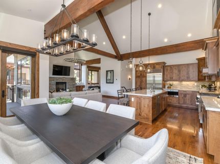 9141 Heartwood Drive, Truckee, CA 96161 Photo