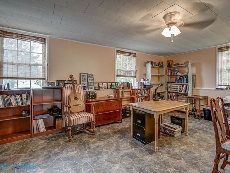 Property Image 40
