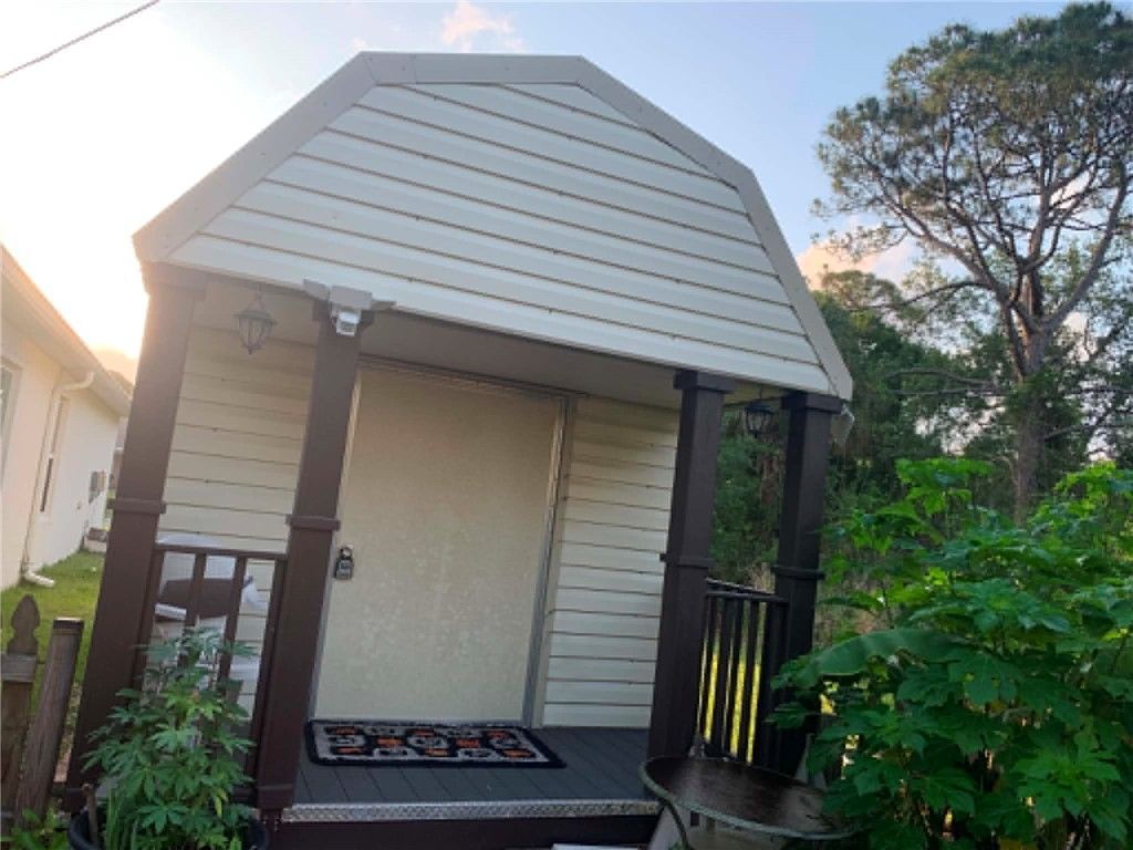 450 Hazel Street, Sebastian, FL 32958 Photo