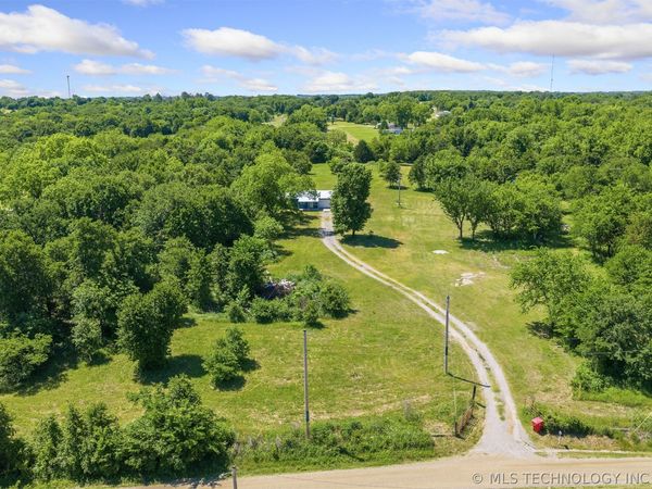 33776 E County Road 1620 , Wynnewood, OK 73075