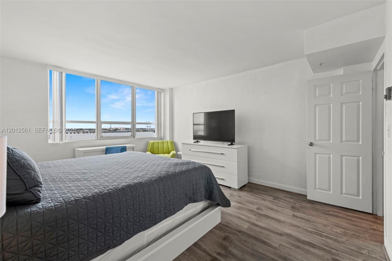 1500 Bay Rd , Unit 1438S, Miami Beach, FL 33139 Photo