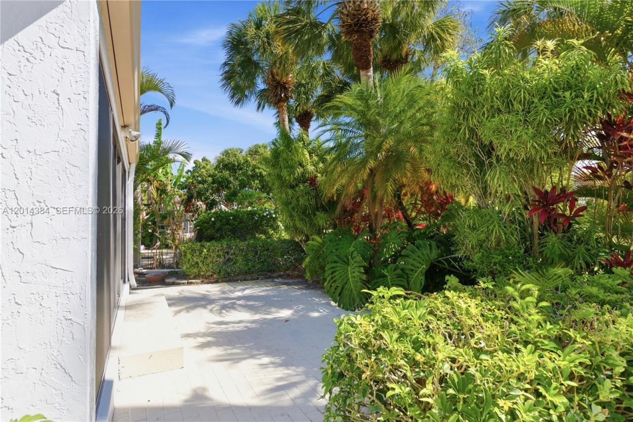 4690 S Fountains Dr S , Lake Worth, FL 33467 Photo