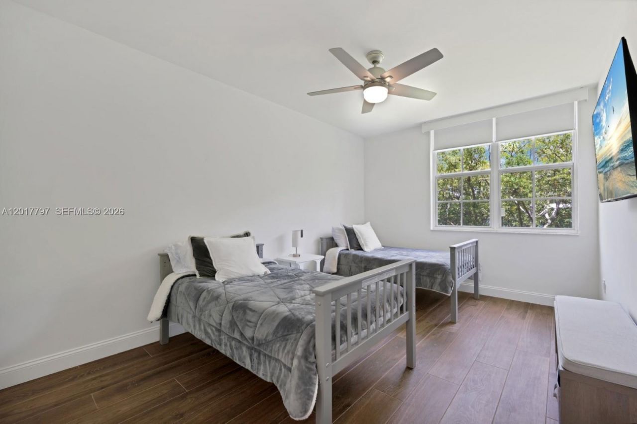 19601 E Country Club Dr , Unit 7108, Aventura, FL 33180 Photo