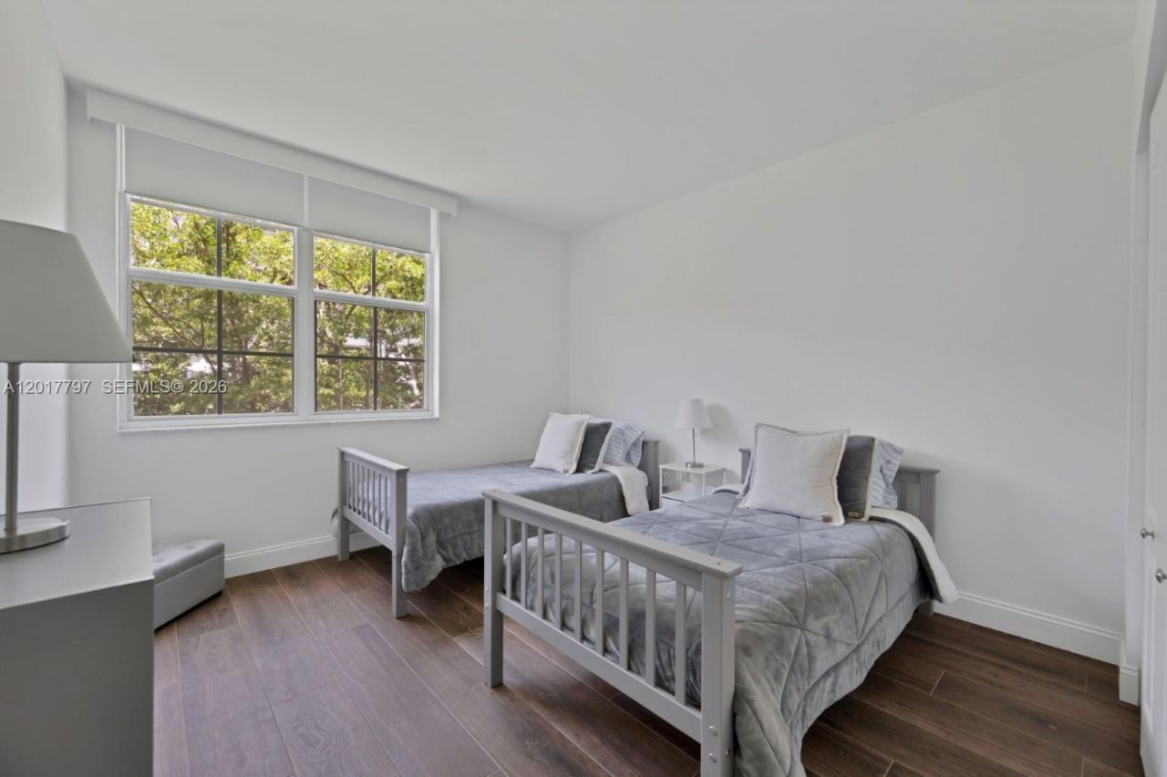 19601 E Country Club Dr , Unit 7108, Aventura, FL 33180 Photo
