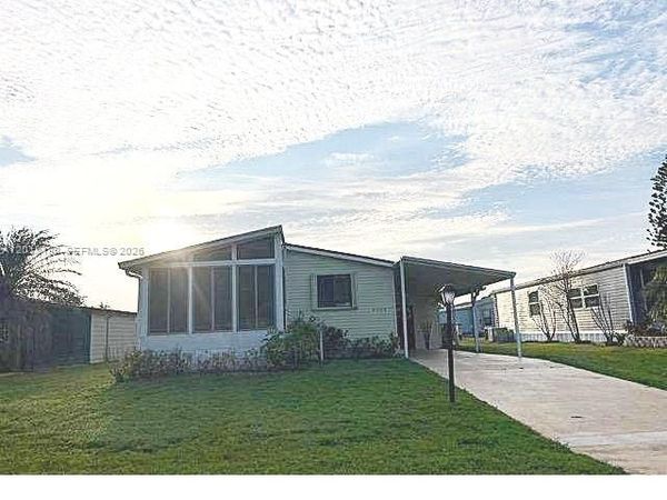 8208 W Bitterbush Ln , Port St. Lucie, FL 34952