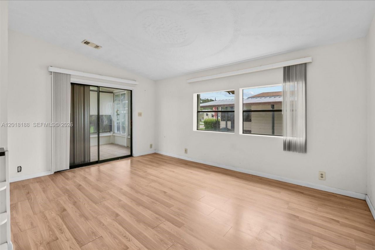 8208 W Bitterbush Ln, Port Saint Lucie, FL 34952 Photo