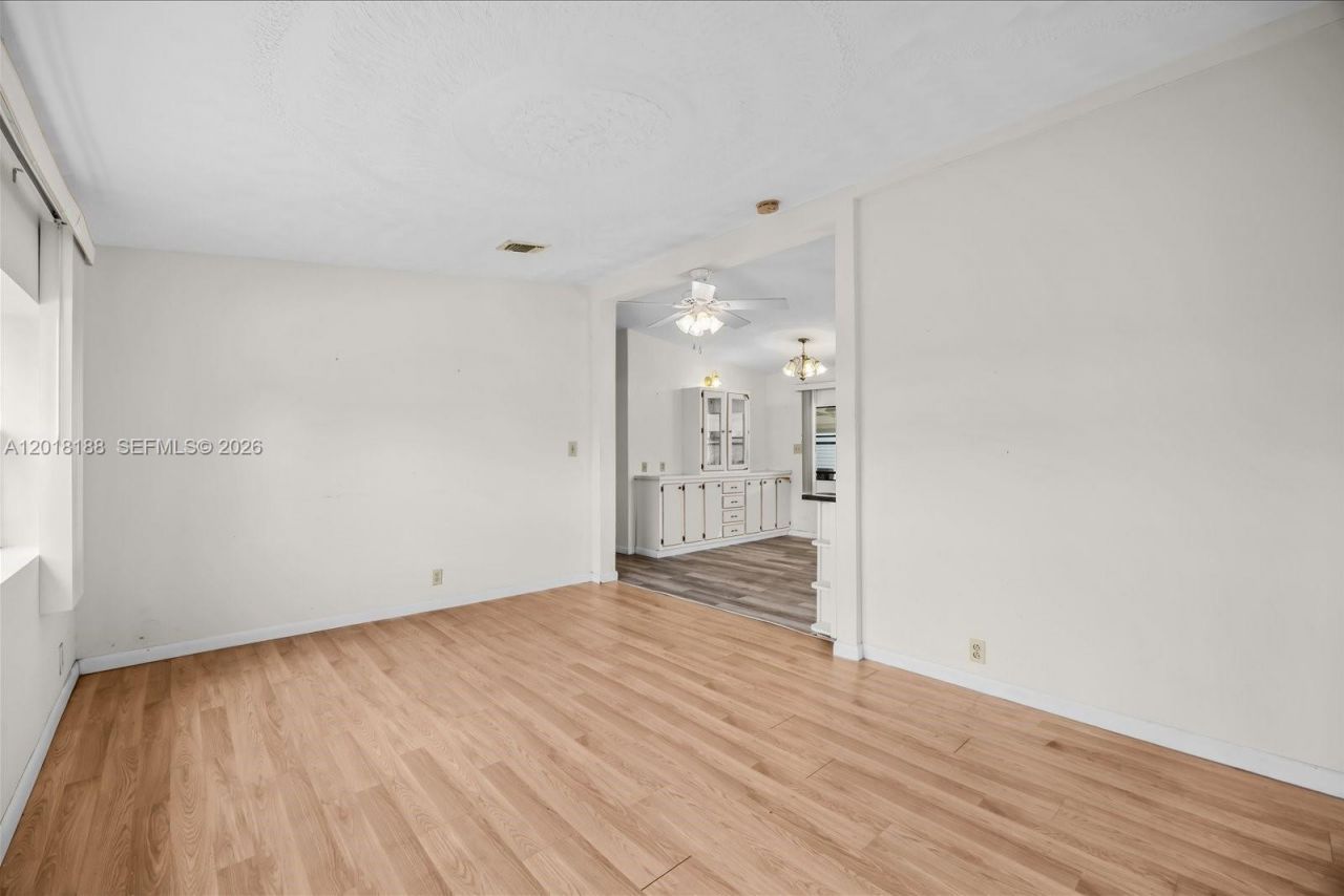8208 W Bitterbush Ln, Port Saint Lucie, FL 34952 Photo