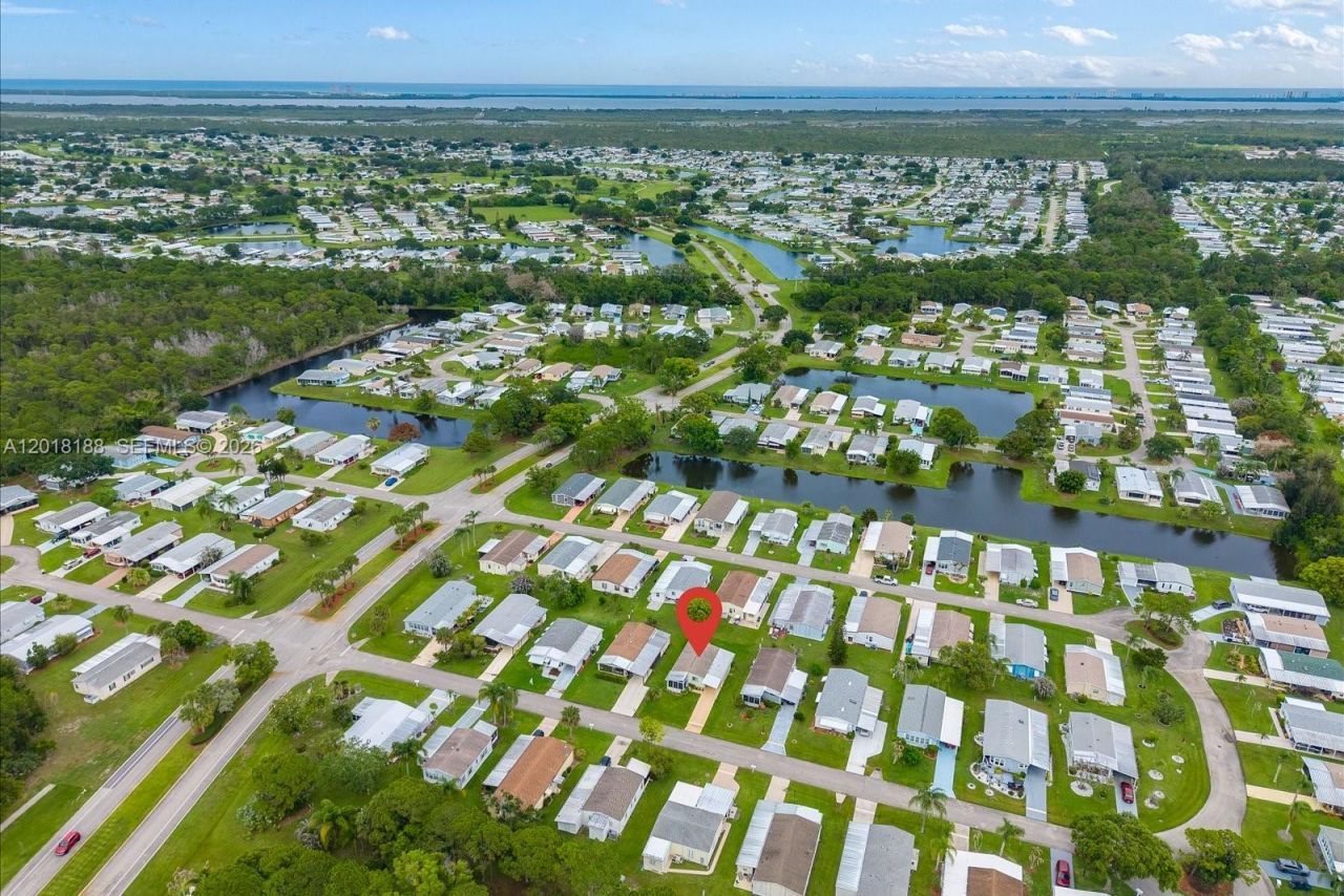 8208 W Bitterbush Ln, Port Saint Lucie, FL 34952 Photo