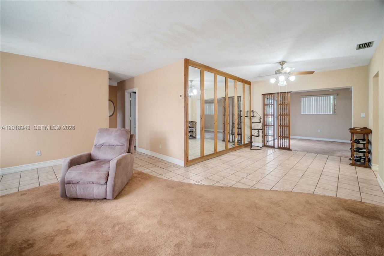 810 NW 78th Ave, Pembroke Pines, FL 33024 Photo