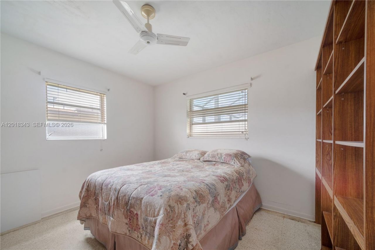 810 NW 78th Ave, Pembroke Pines, FL 33024 Photo