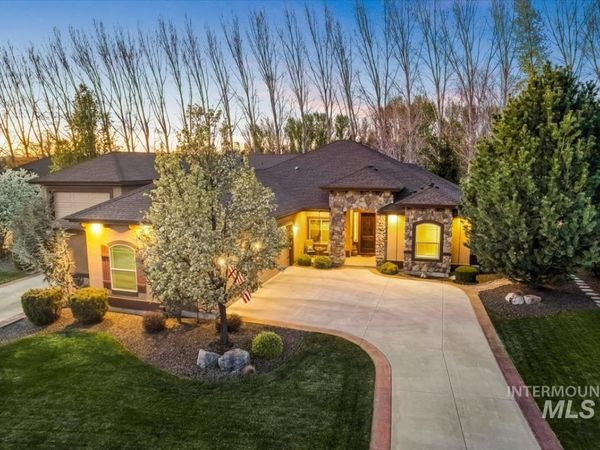 4710 W Montage Dr, Eagle, ID 83616