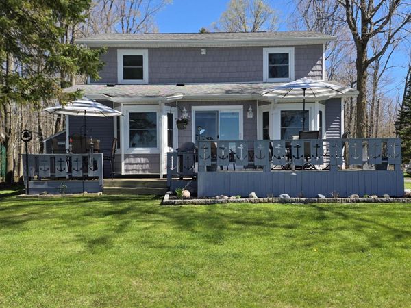 14935 Maple Street, Posen, MI 49776