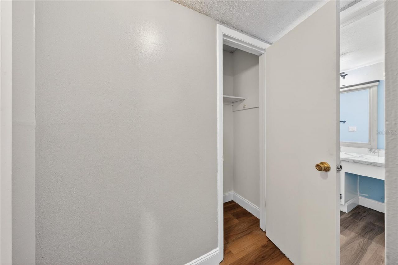 4205 S. Semoran Blvd, Unit 11, Orlando, FL 32822 Photo
