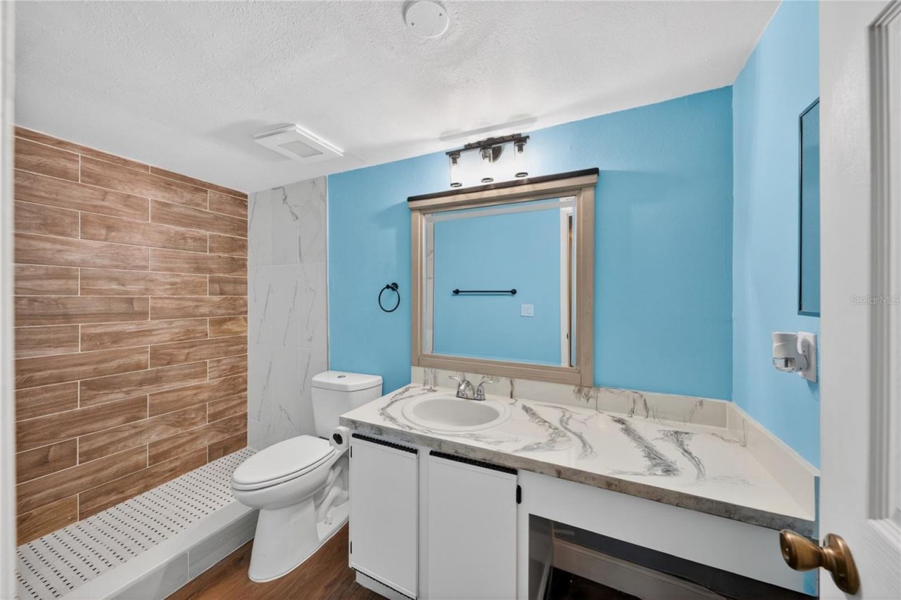 4205 S. Semoran Blvd, Unit 11, Orlando, FL 32822 Photo