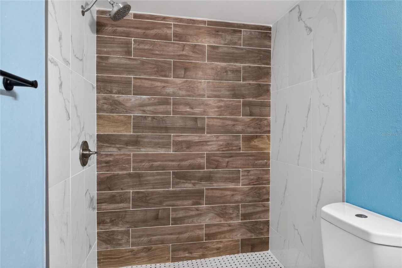 4205 S. Semoran Blvd, Unit 11, Orlando, FL 32822 Photo