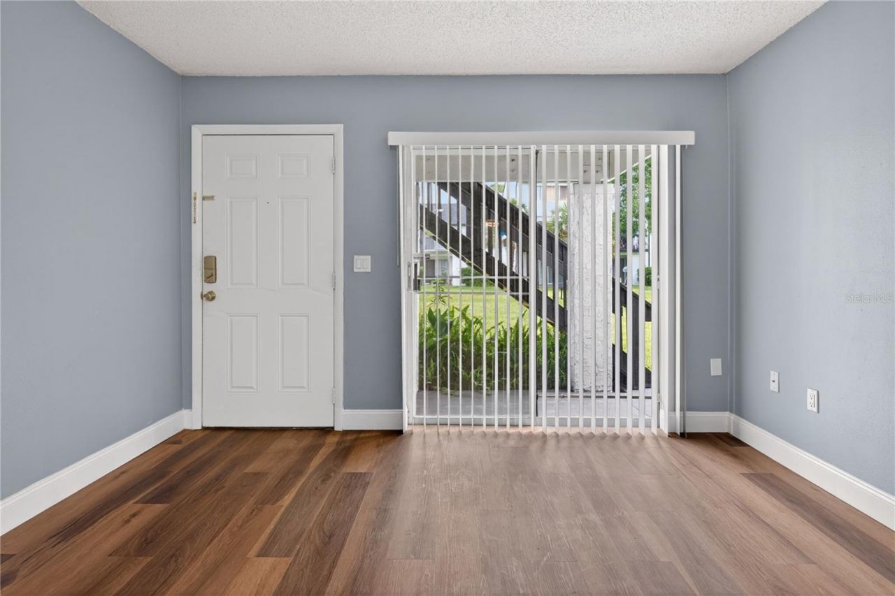 4205 S. Semoran Blvd, Unit 11, Orlando, FL 32822 Photo
