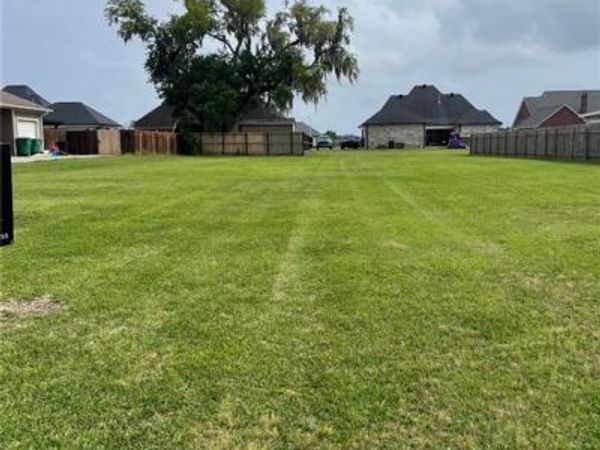 324 LUKE Drive, Destrehan, LA 70030