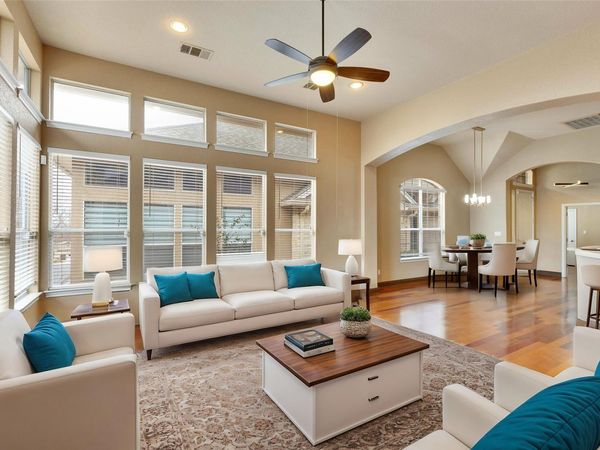 109 Aria RDG, Unit 905, Austin, TX 78738