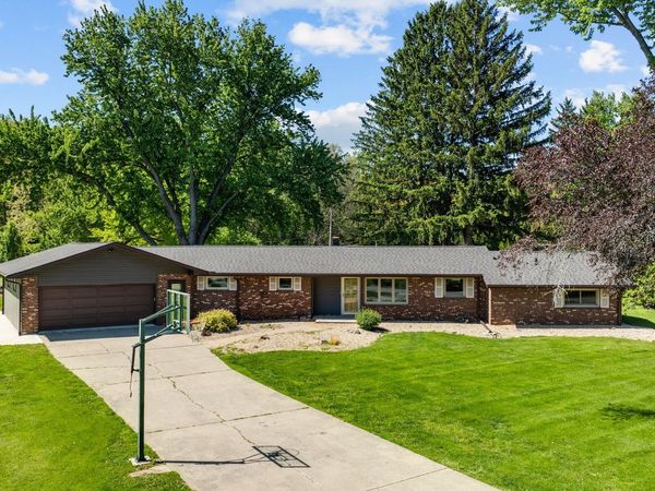 313 W Margaret Fuller Road , Oregon, IL 61061
