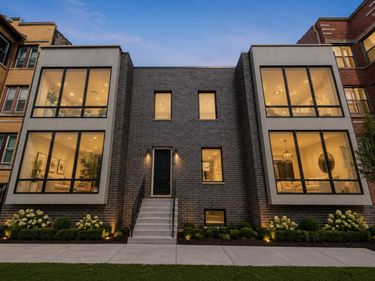 4719 S Ingleside Avenue, Chicago, IL 60615