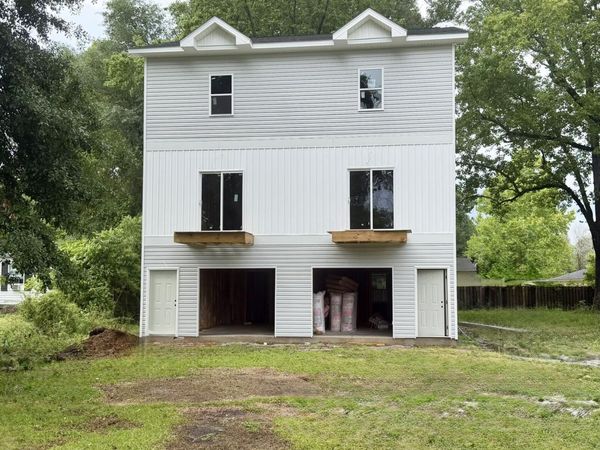 231 Barbara Avenue , Midway Park, NC 28544