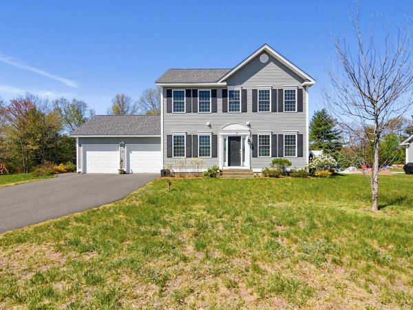 45 Windsewpt Road, Manchester, NH 03109