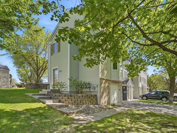 15529 Flyboat Lane , Apple Valley, MN 55124