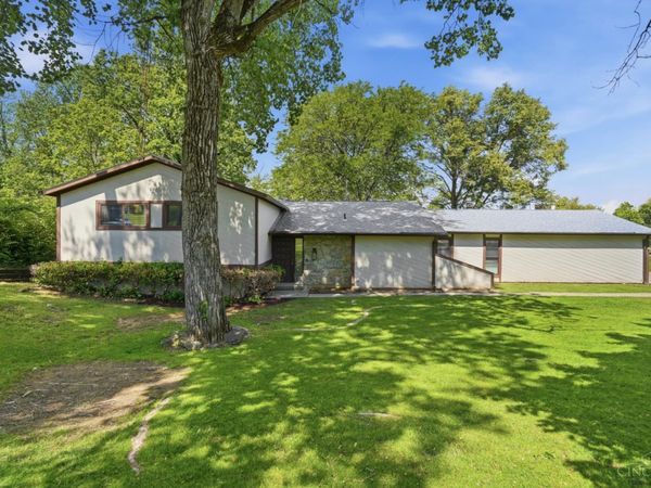 2116 Tullis Drive, Middletown, OH 45042