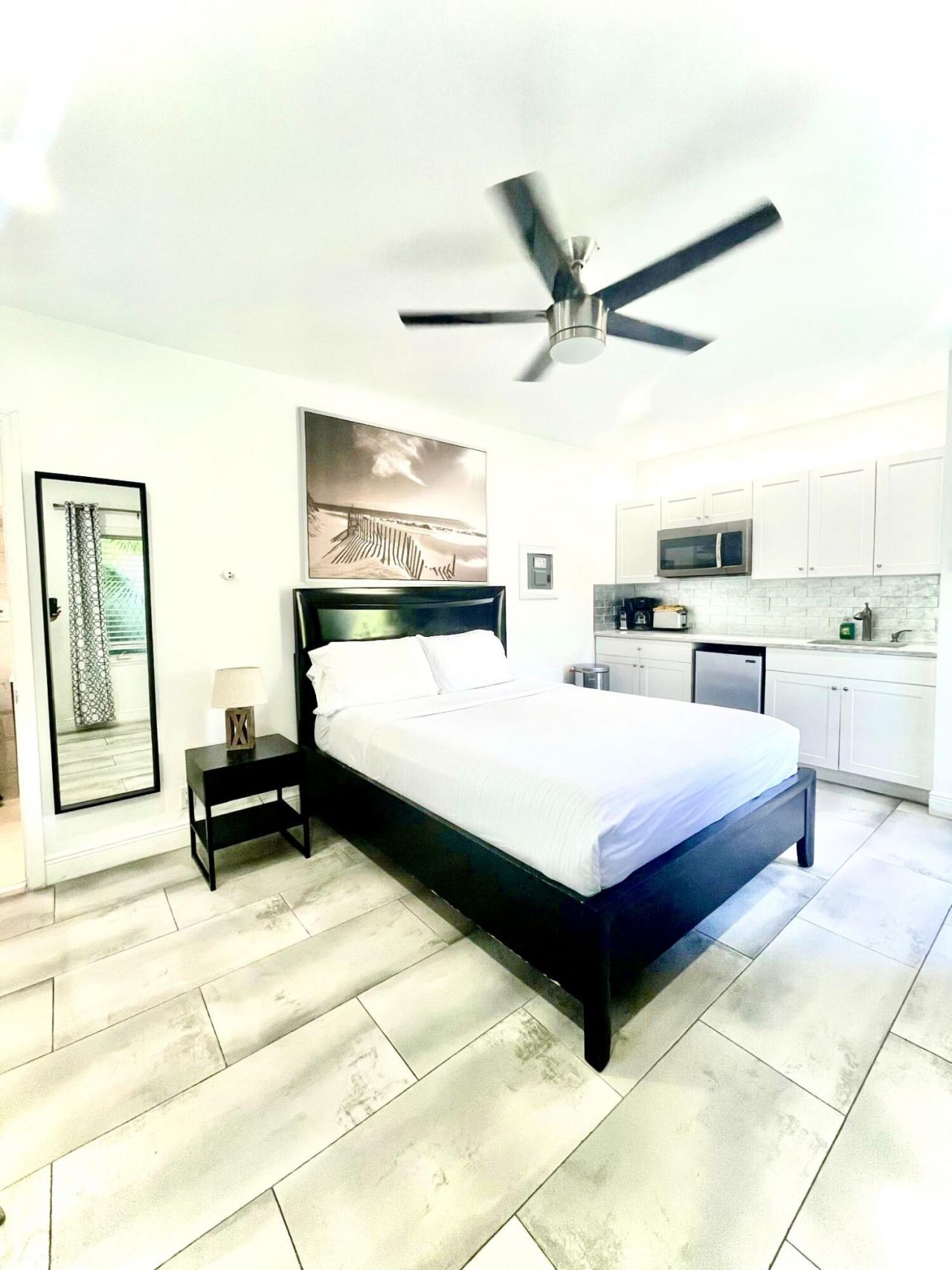 626 NE 17th Way, Fort Lauderdale, FL 33304 Photo