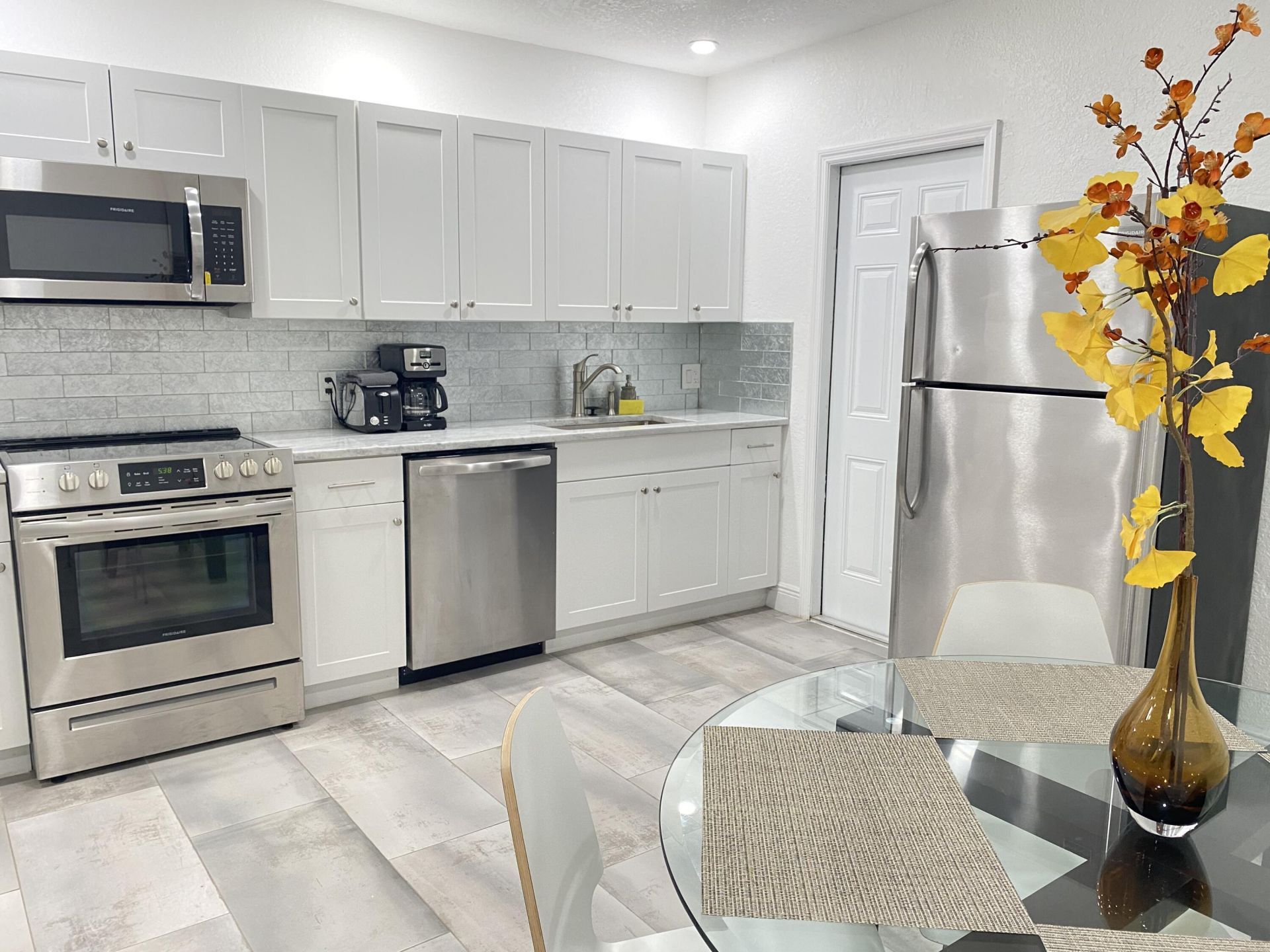 626 NE 17th Way, Fort Lauderdale, FL 33304 Photo