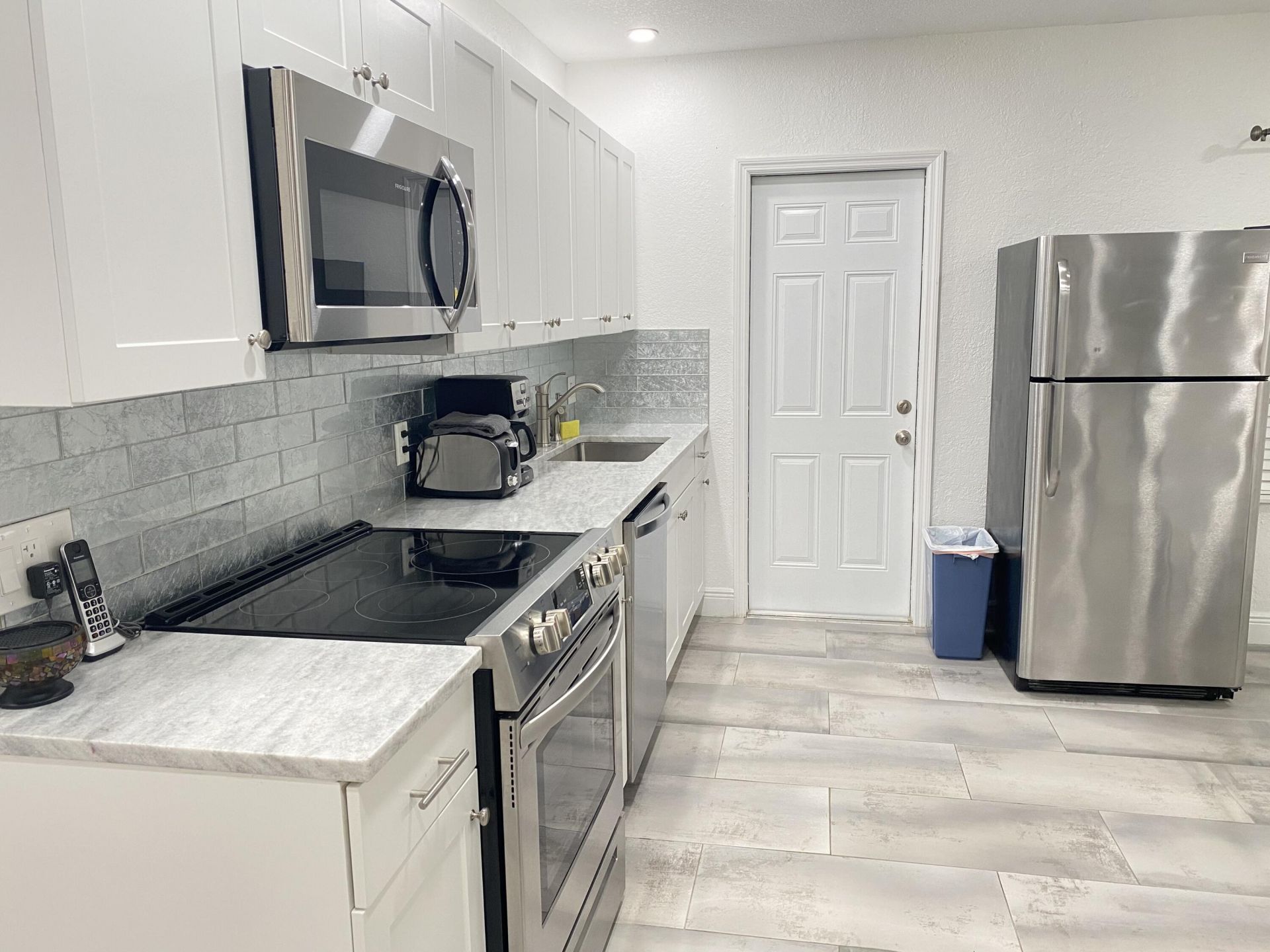 626 NE 17th Way, Fort Lauderdale, FL 33304 Photo