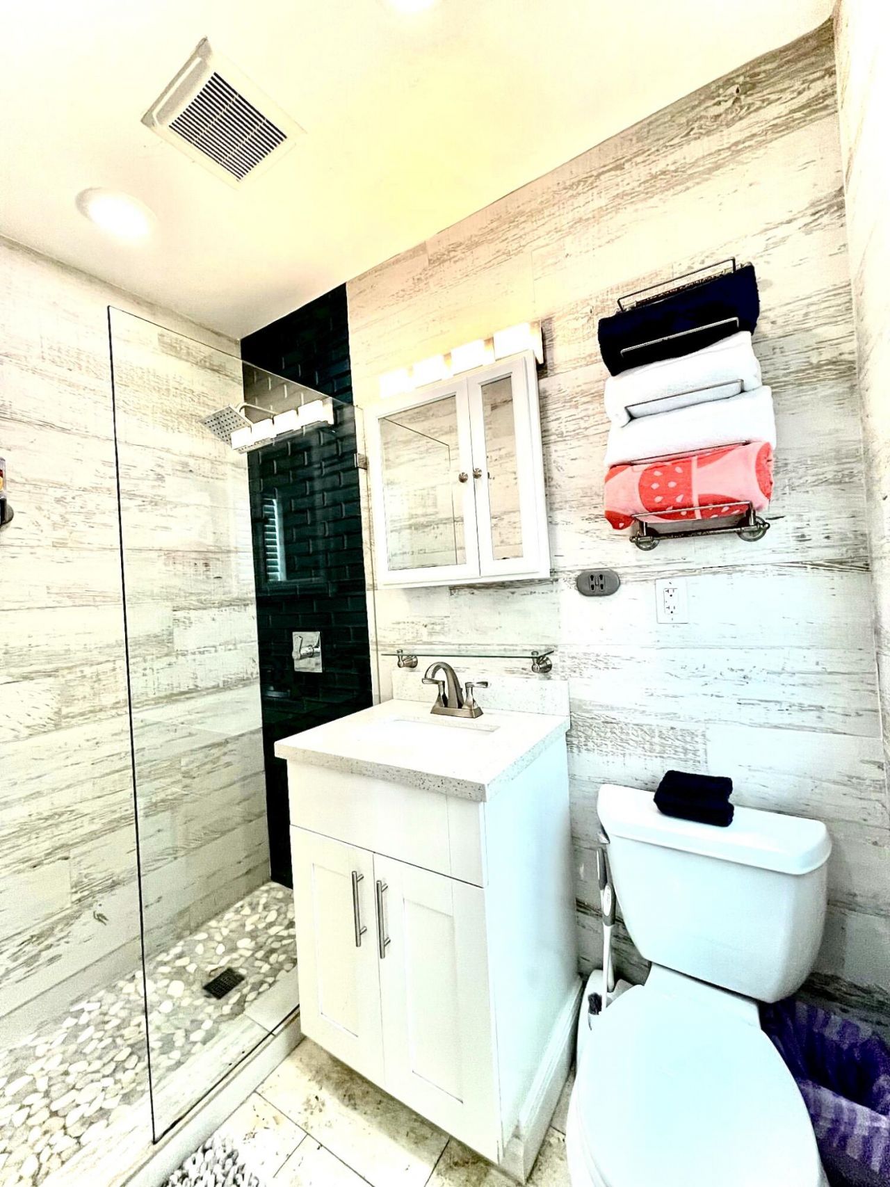 626 NE 17th Way, Fort Lauderdale, FL 33304 Photo