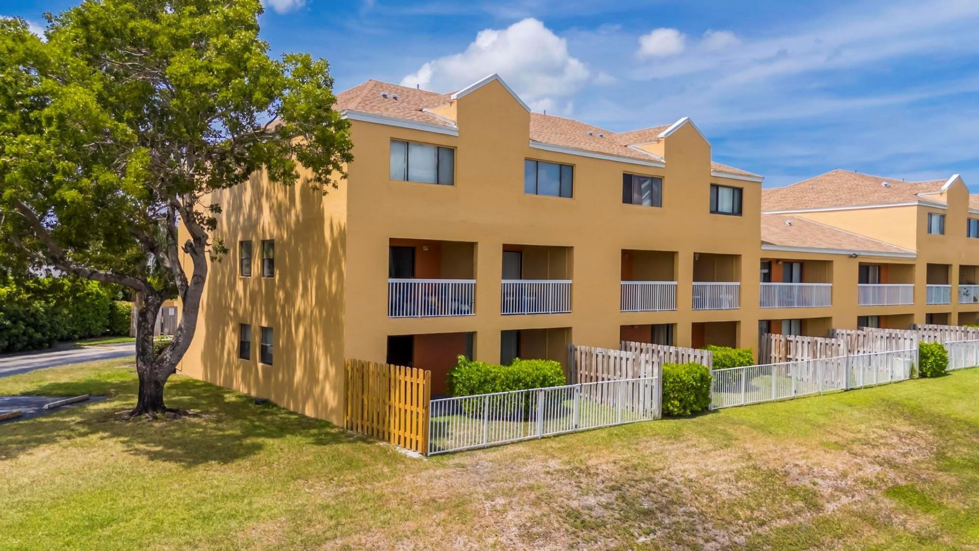 5200 NW 31st Avenue, Unit E96-98, Fort Lauderdale, FL 33309 Photo