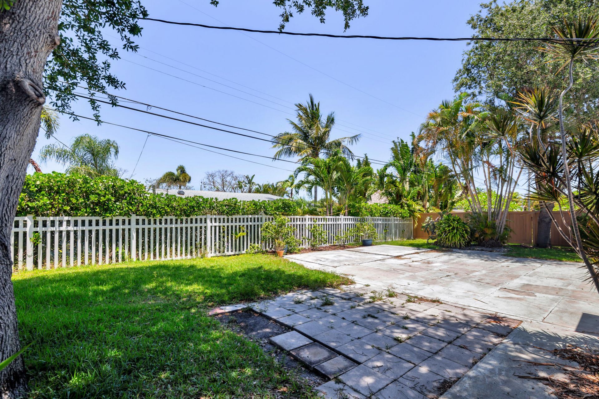 304 Wellesley Drive, Lake Worth Beach, FL 33460 Photo