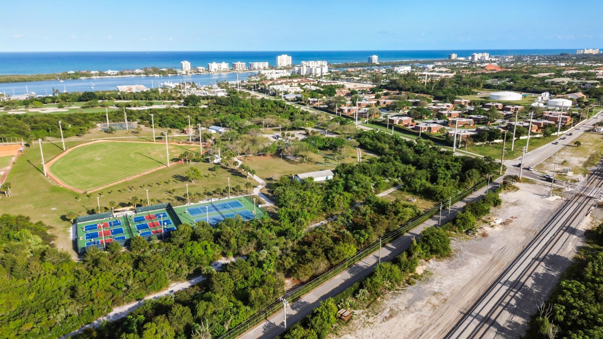3900 SE County Line Road, Unit 12c, Tequesta, FL 33469 Photo
