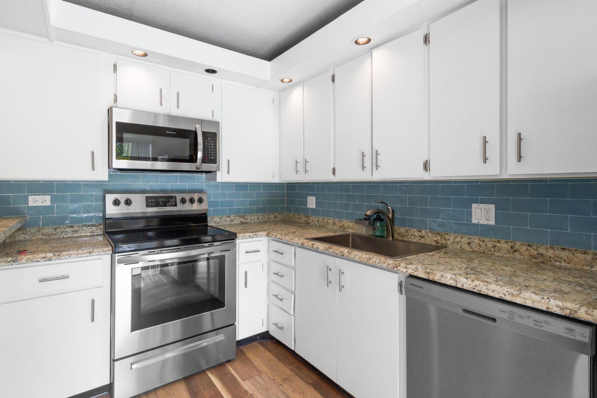 3900 SE County Line Road, Unit 12c, Tequesta, FL 33469 Photo