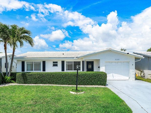 2105 SW 14th Place, Boynton Beach, FL 33426